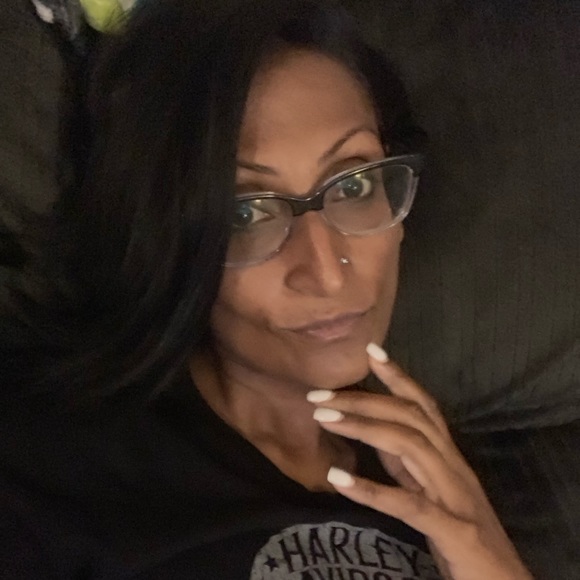 Meet your Posher, Natasha - Picture 1 of 1